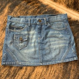 Cattlelac blues size medium denim mini skirt with small pocket